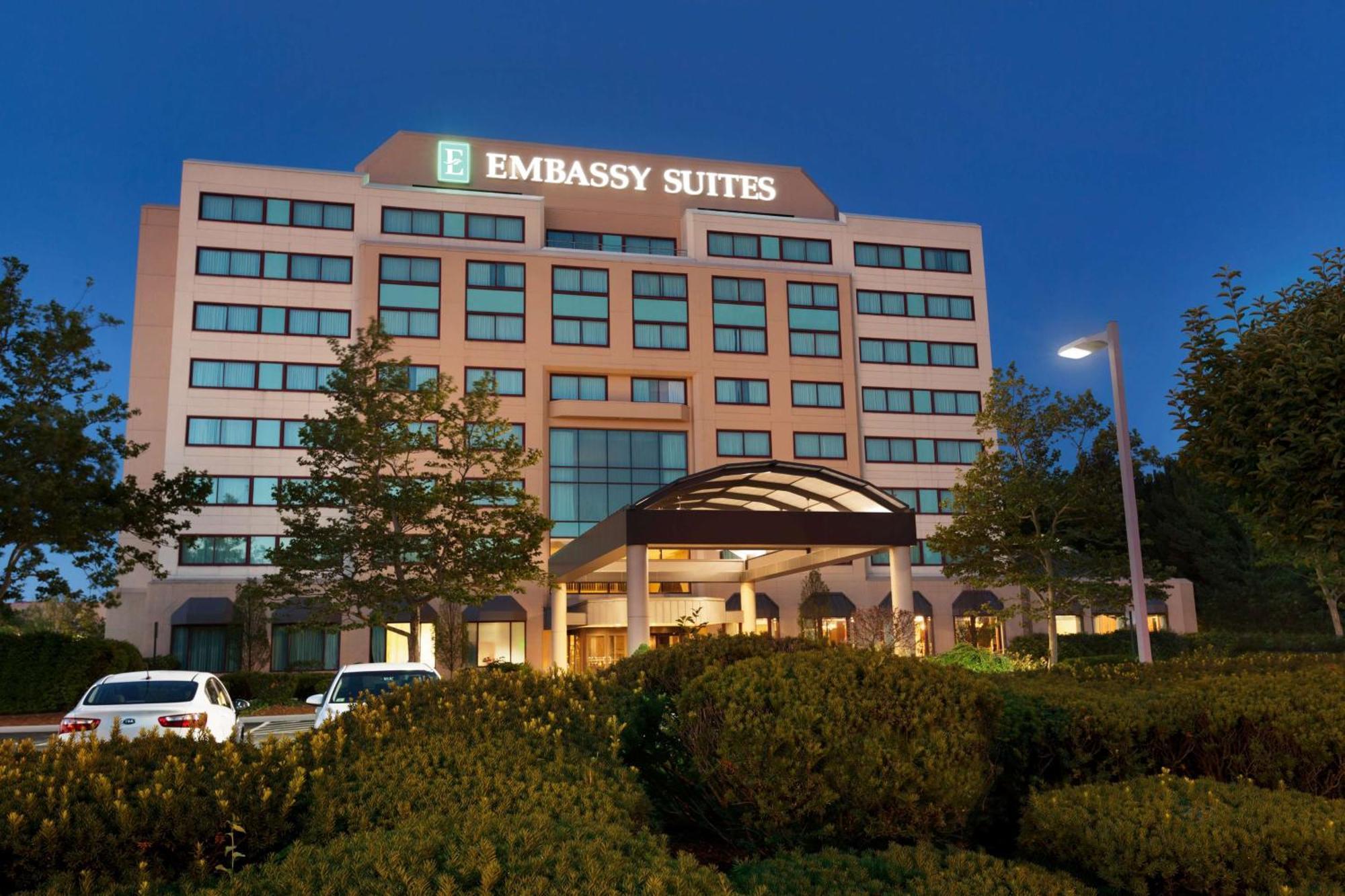 Embassy Suites By Hilton Boston Уолтем Экстерьер фото